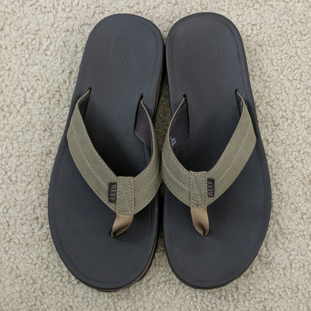 Reed Sandals